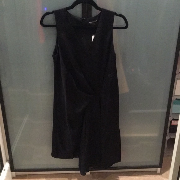 BNWT Club Monaco V-Neck dress - Picture 3 of 4